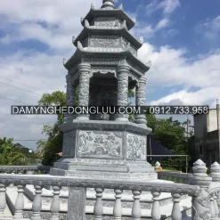 Lăng thờ đá 19